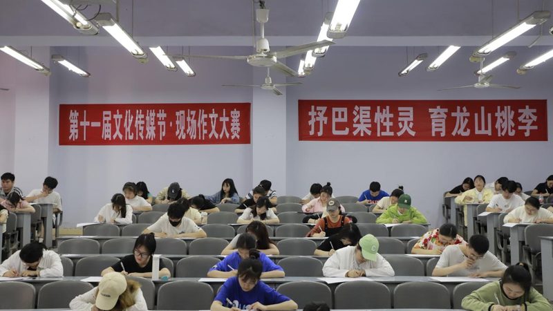 北京文化传媒公司如何实现盈利模式创新
